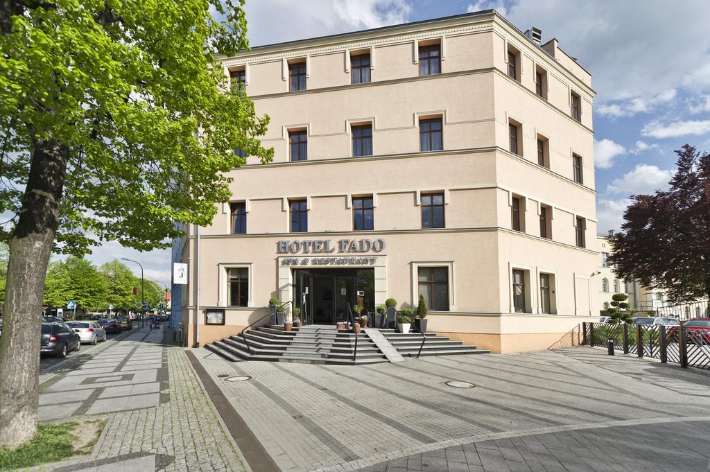 Hotel Fado Spa & Restaurant Swidnica  Exterior photo